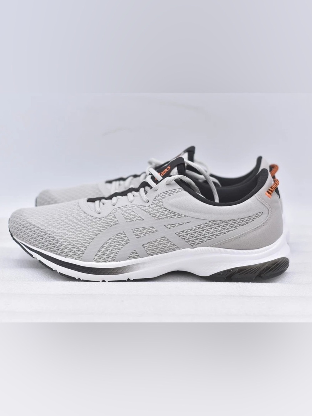 ASICS GEL-Kumo Lyte 2 in Oyster Grey Various Sizes